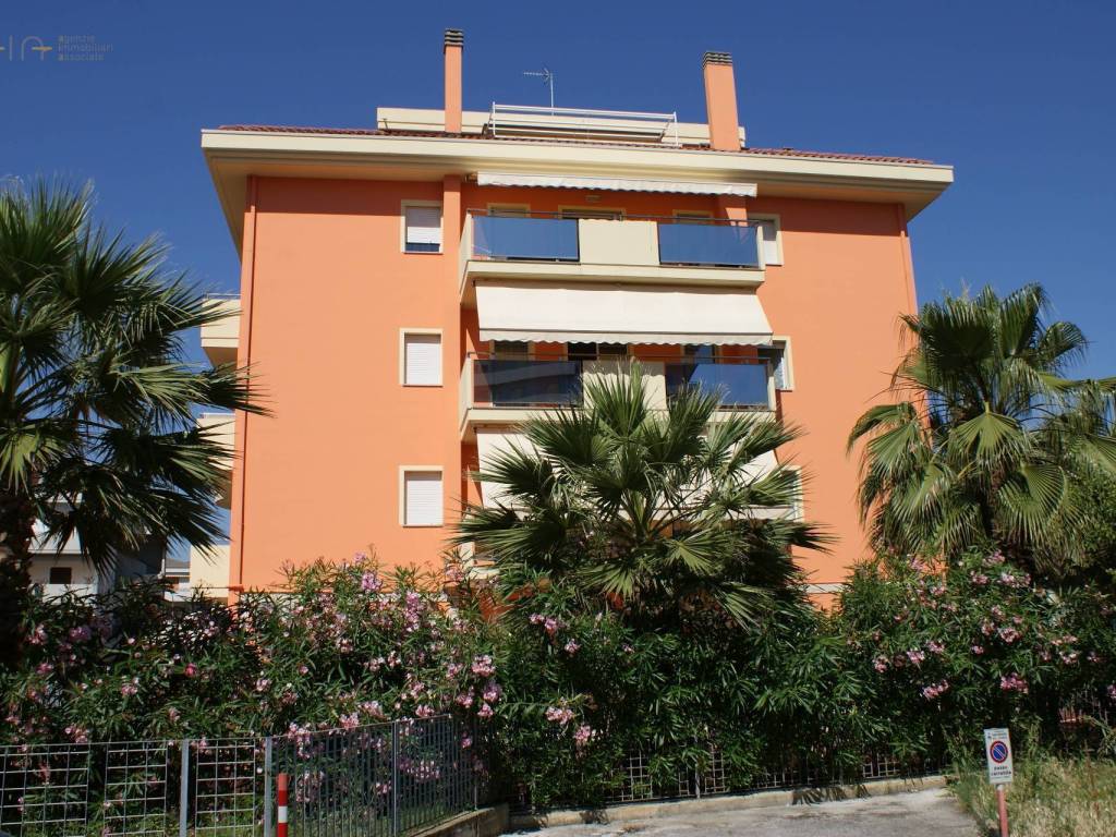 Appartamento a San benedetto del tronto in via Cherubini, 9 - Foto 2