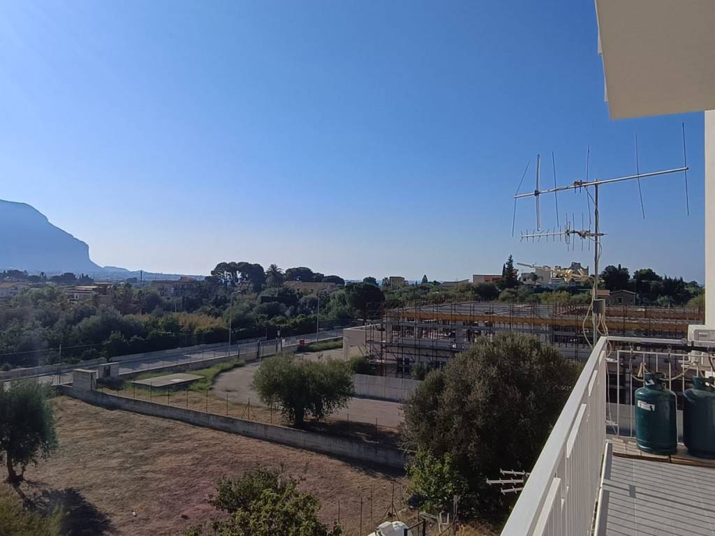 Appartamento a Carini in Via Strada Statale 113 Est, 239 - Foto 3