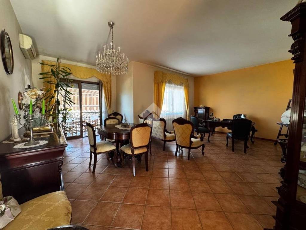 Appartamento a Aversa in Via eugenio montale, 13 - Foto 3