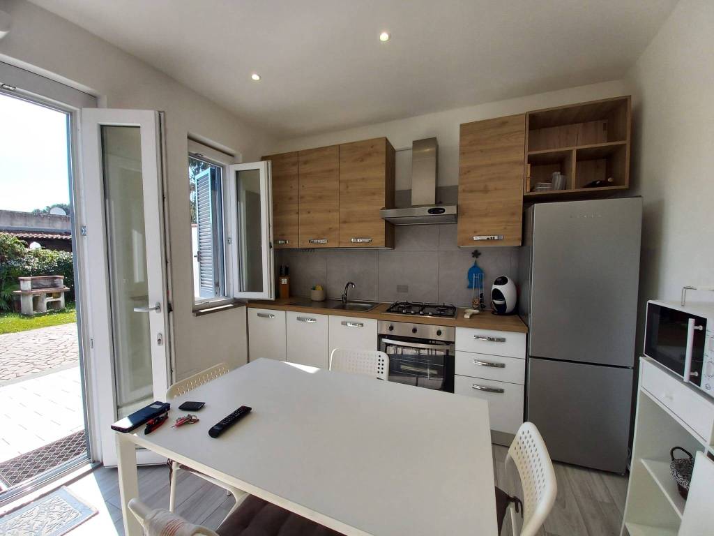 Villa a Terracina in Via San Felice Circeo, 47 - Foto 2