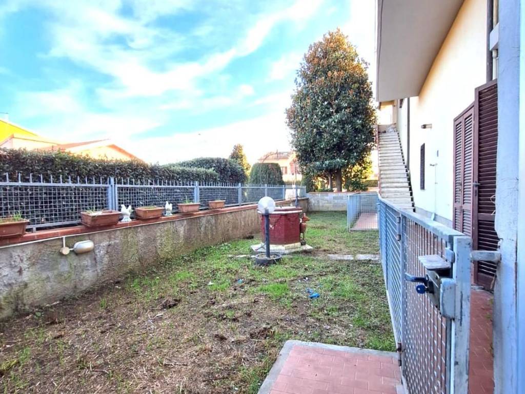 Appartamento a Cascina in Via Tosco Romagnola, - Foto 4