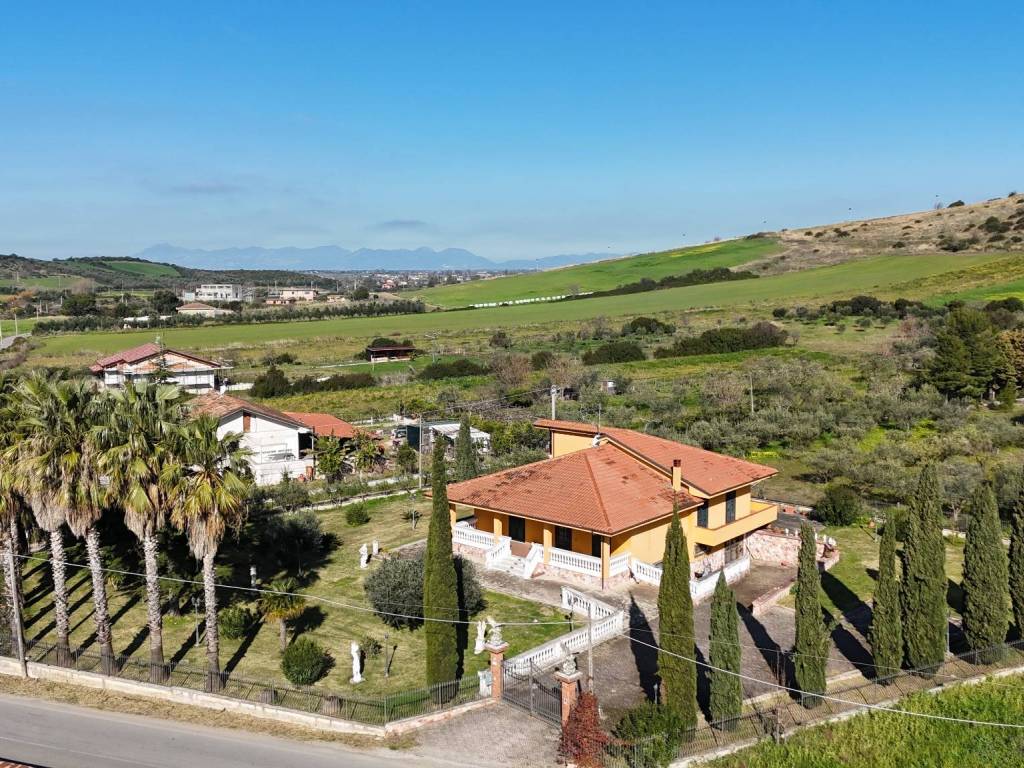 Villa a Capaccio paestum in Via Provinciale Per Giungano - Foto 2