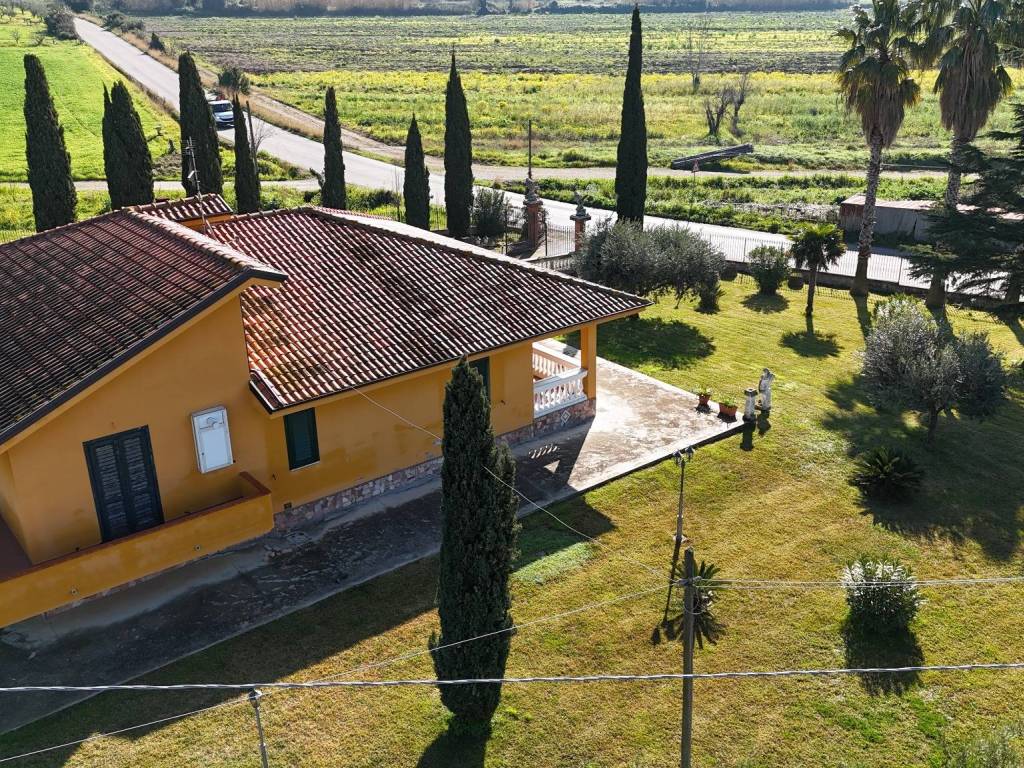 Villa a Capaccio paestum in Via Provinciale Per Giungano - Foto 4