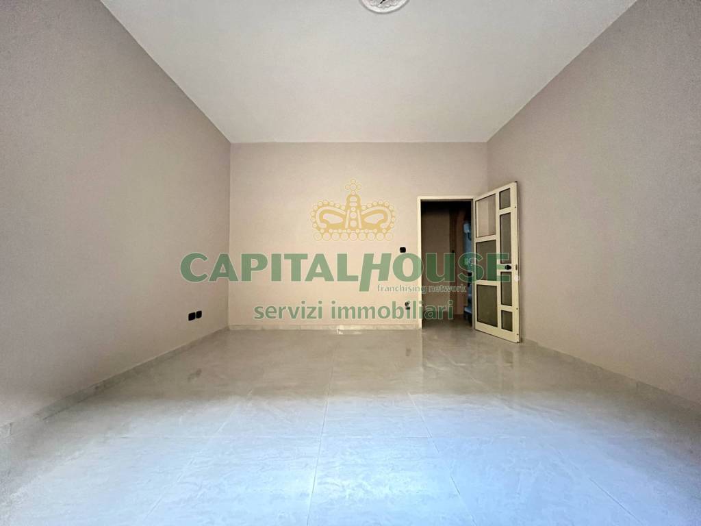 Appartamento a Santa maria capua vetere in Via R. d'Angiò - Foto 5