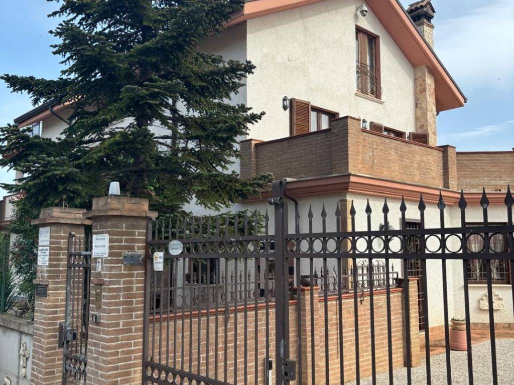 Villa a Ripa teatina in Via Casale, 7 - Foto 2