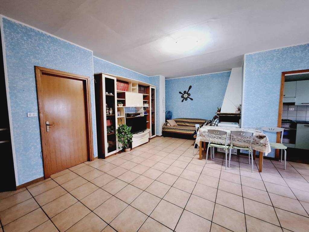 Appartamento a Folignano in via fermo - Foto 2