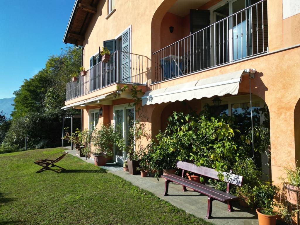 Villa a Verbania in Via Antonio Rossi - Foto 4