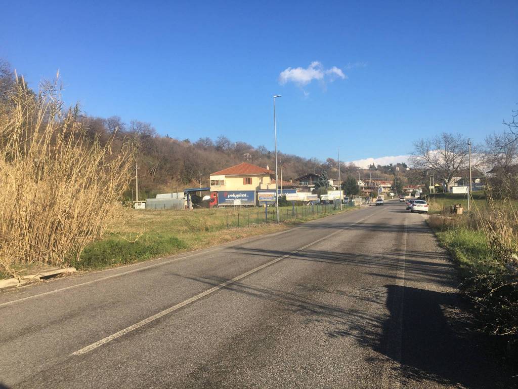 Terreno a Elice in Via Tevere - Foto 2