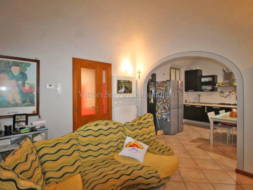 Appartamento a Sinalunga in Via Vittorio Veneto - Foto 4