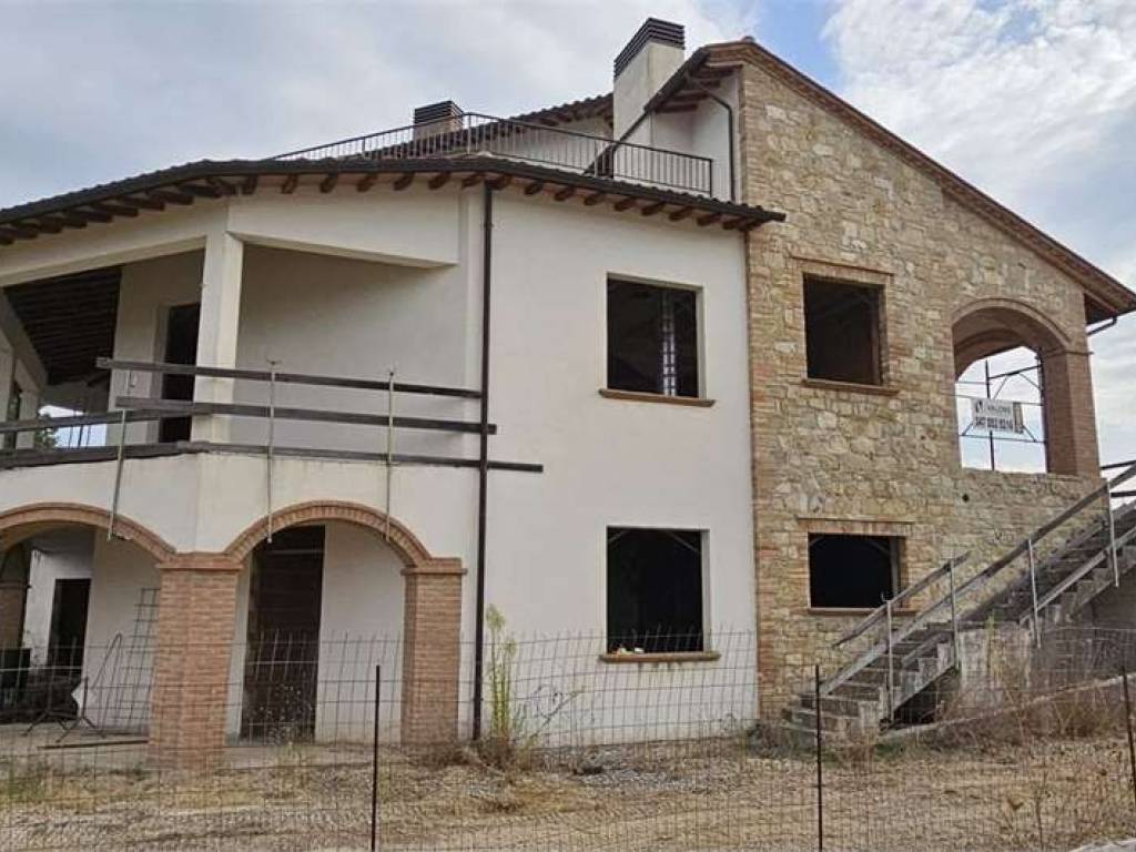Casa indipendente a Todi in VOC. SAN ROCCO BASSO, 0 - Foto 2