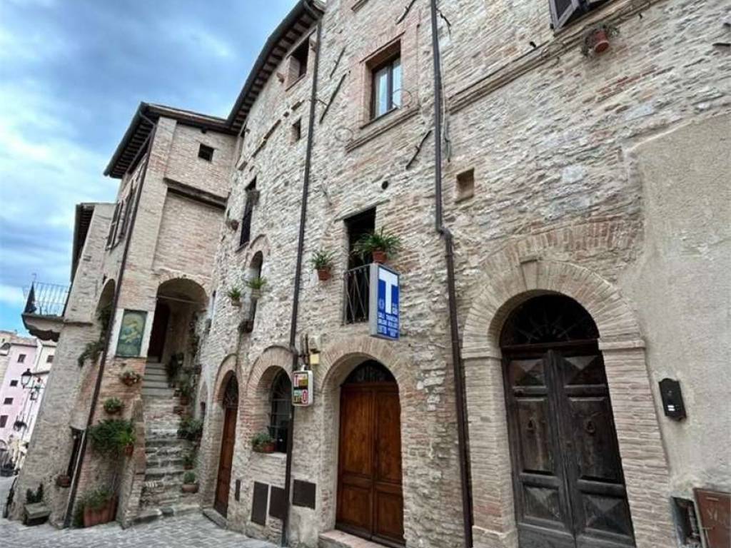 Appartamento a Nocera umbra in CORSO VITTORIO EMANUELE, 41 - Foto 5
