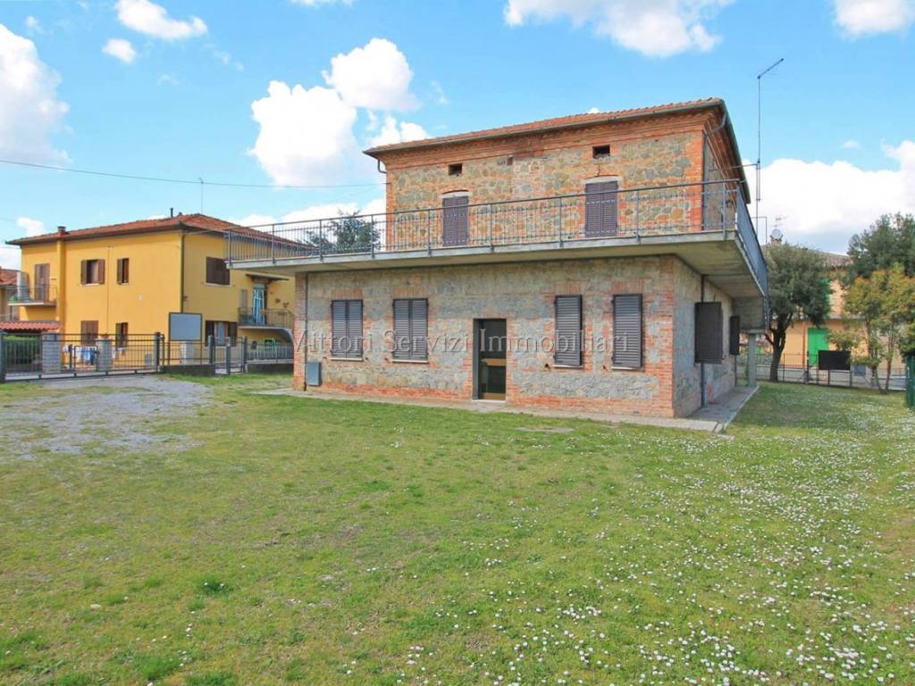 Casa indipendente a Torrita di siena in Via Danilo Pieroni - Foto 2