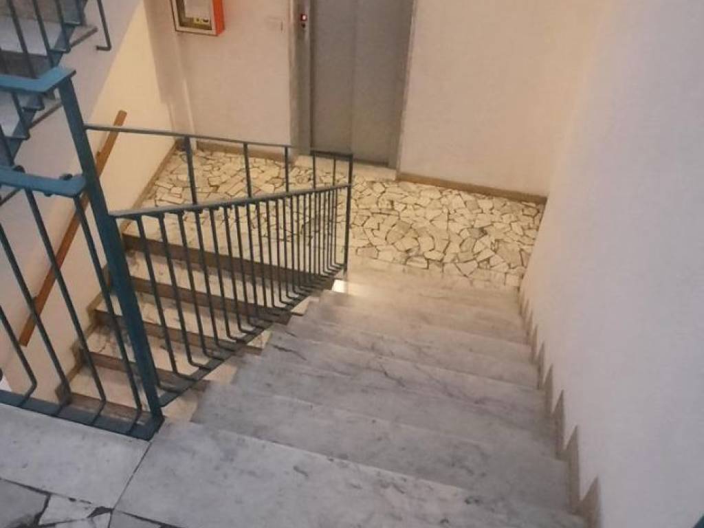 Appartamento a Bari in Viale Papa Giovanni XXIII, 119 - Foto 2