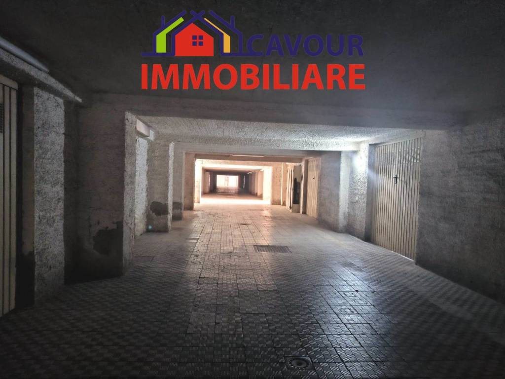 Box / garage a Caltanissetta in Via Giuseppe Romita, 58 - Foto 2