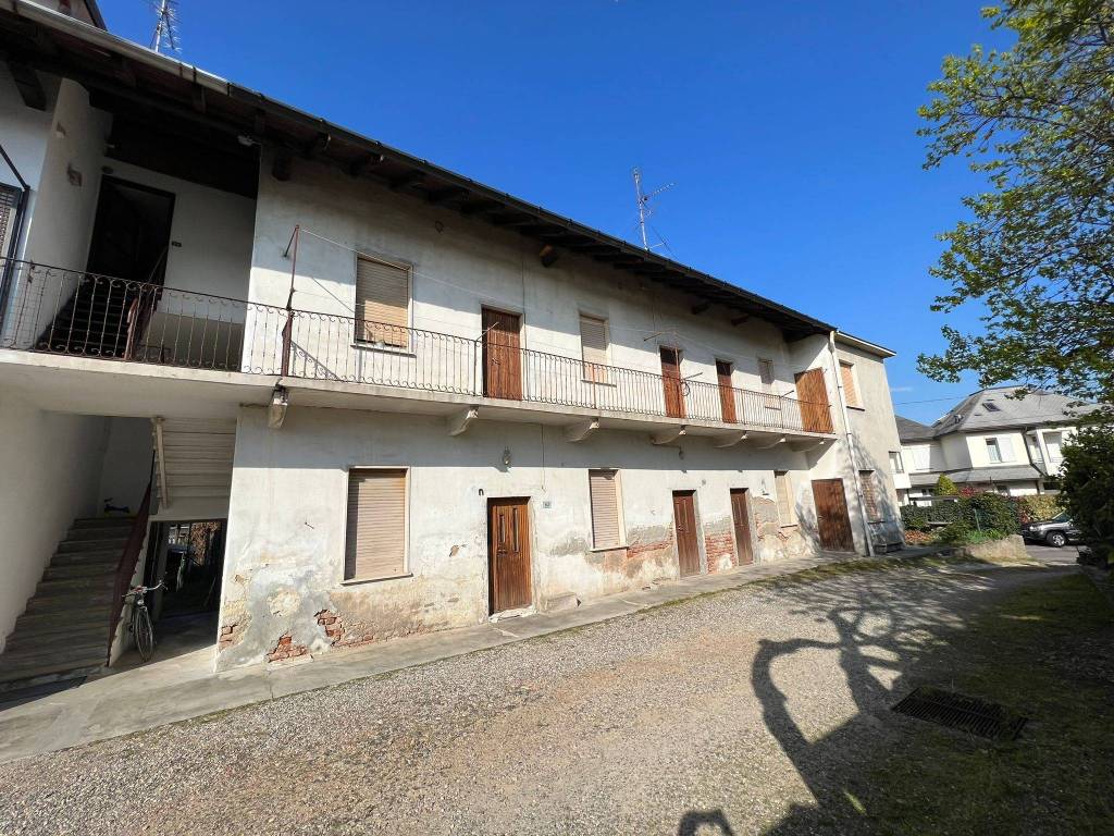 Casa indipendente a Cavaria con premezzo in Via Montello, 163 - Foto 5