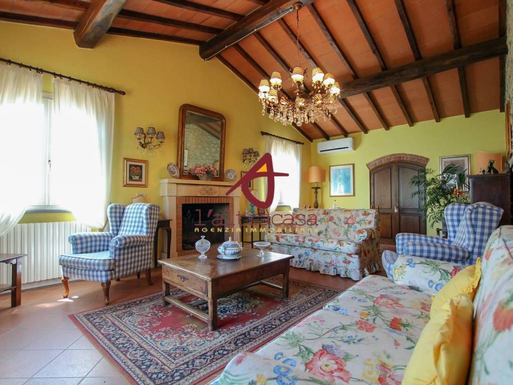 Villa a Massa e cozzile - Foto 2