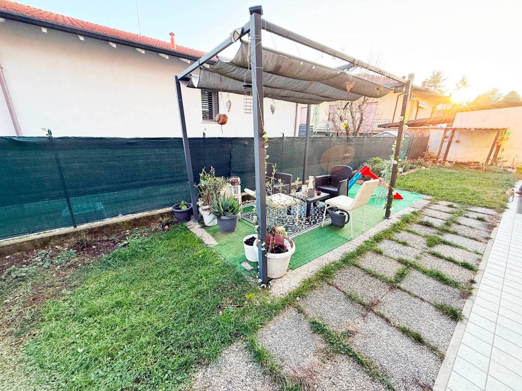 Appartamento a Gorla minore in Via Santa Chiara - Foto 5