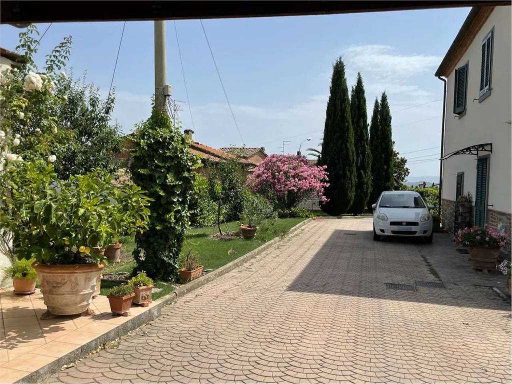 Villa a Marciano della chiana in Via Carraia S.N.C. - Foto 4