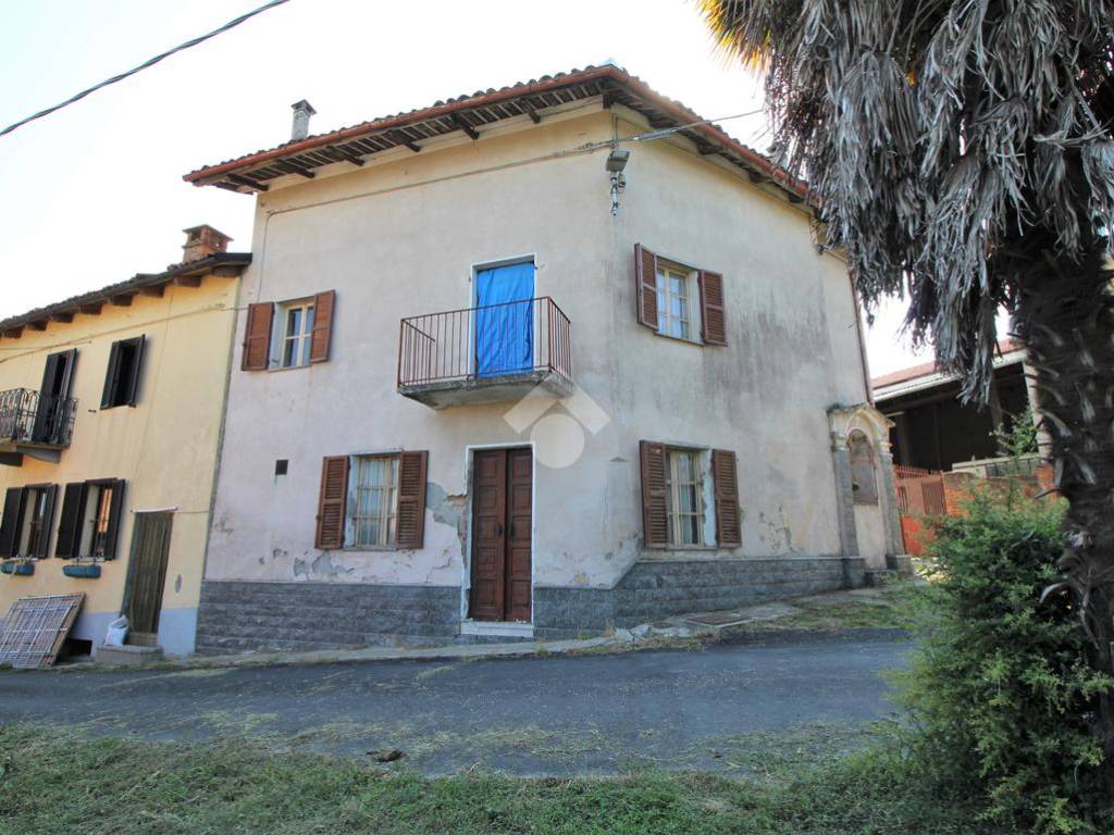Casa indipendente a Robella in Via Tommaso Gavosto, 24 - Foto 2