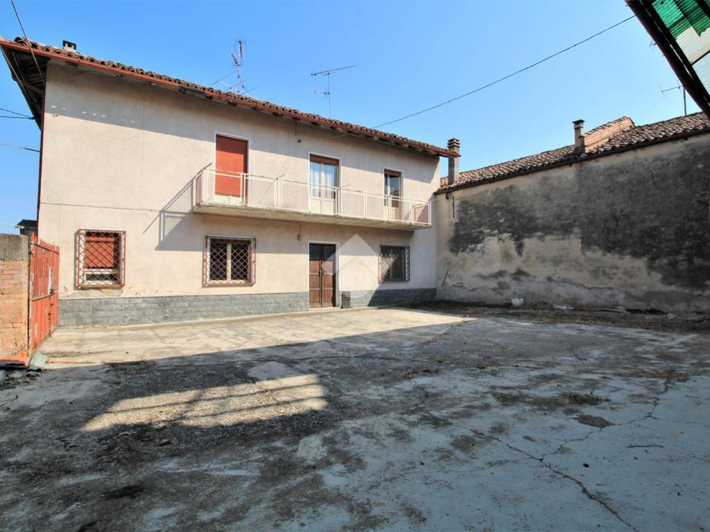 Casa indipendente a Robella in Via Tommaso Gavosto, 24 - Foto 4