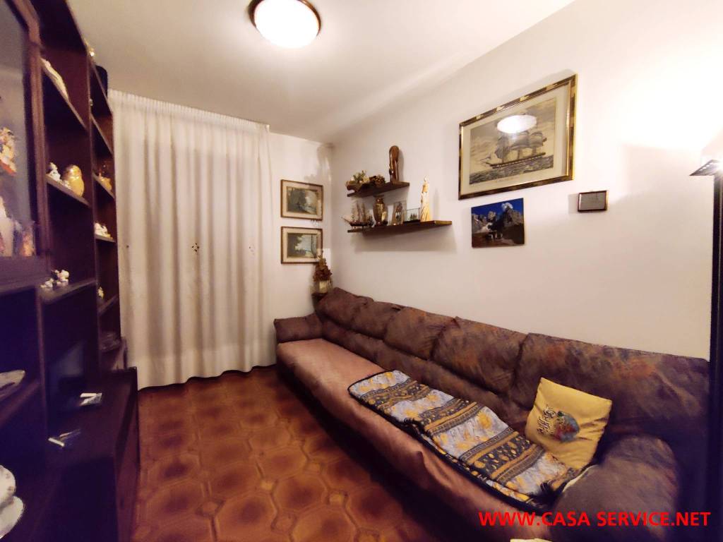 Appartamento a Montevarchi in Via Rubicone - Foto 3