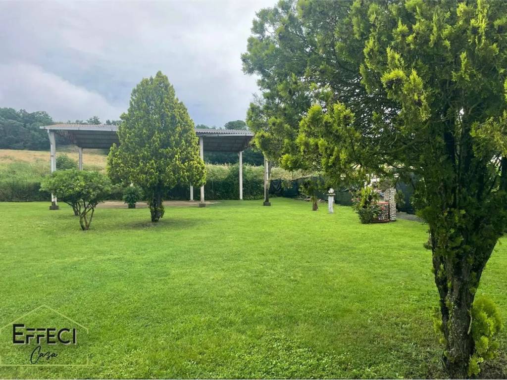 Villa a Cortona in Strada Provinciale Delle Chianacce - Foto 4