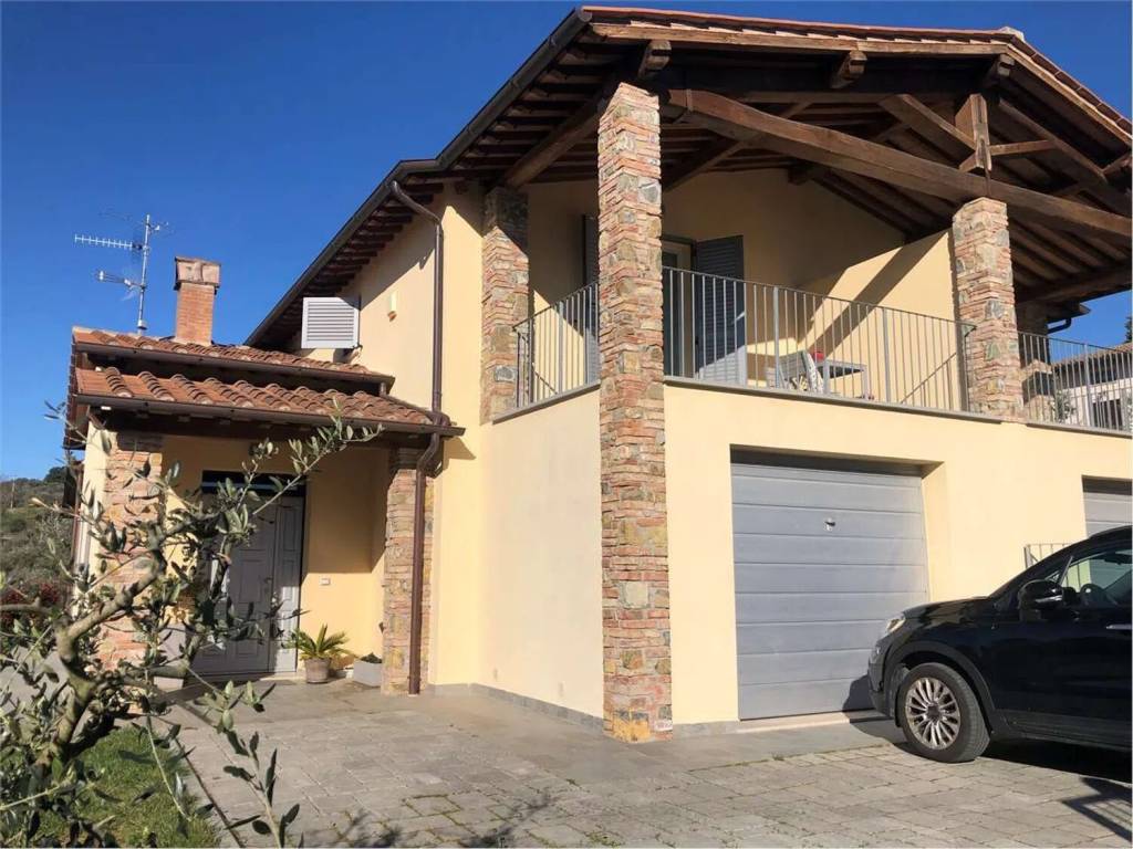 Villa a Lucignano in Via San Giusto - Foto 2