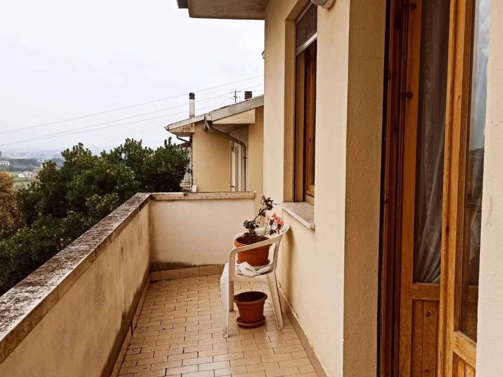 Villa a Foiano della chiana in Via Giuseppe Di Vittorio S.N.C. - Foto 4