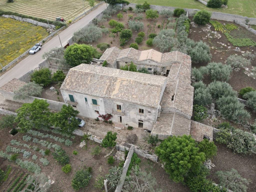 Casa indipendente a Modica in Via Comunale Difesa Palazzella - Foto 2