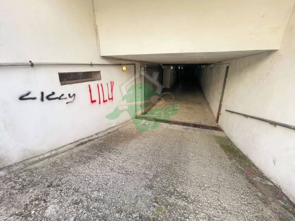 Box / garage a Foggia in Viale Europa S.N.C. - Foto 2