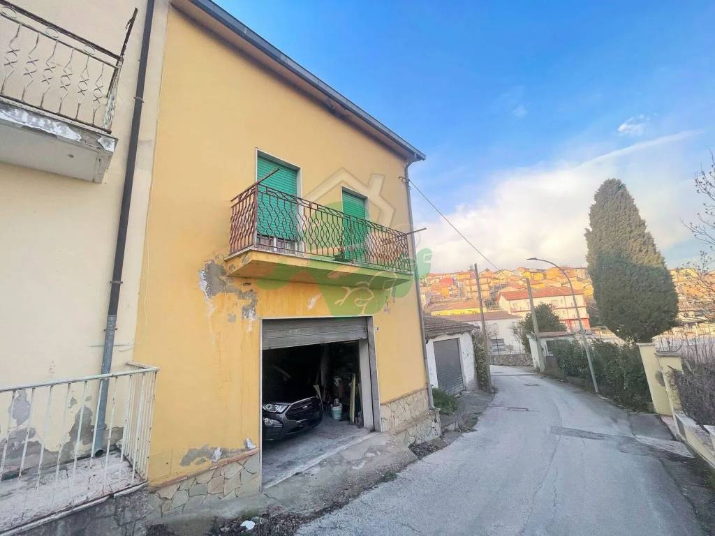 Appartamento a Anzano di puglia in Via Macinante S.N.C. - Foto 2