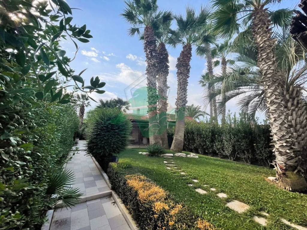 Villa a Manfredonia in Ippocampo S.N.C. - Foto 2