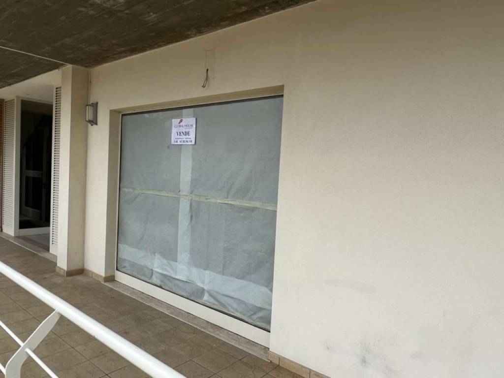 Immobile a Pineto in via Nazionale SNC - Foto 4