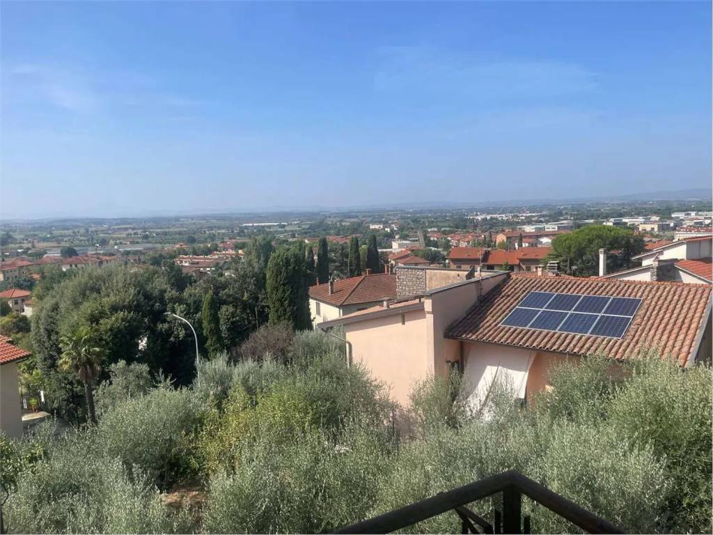 Appartamento a Castiglion fiorentino in Via Cupa S.N.C. - Foto 3
