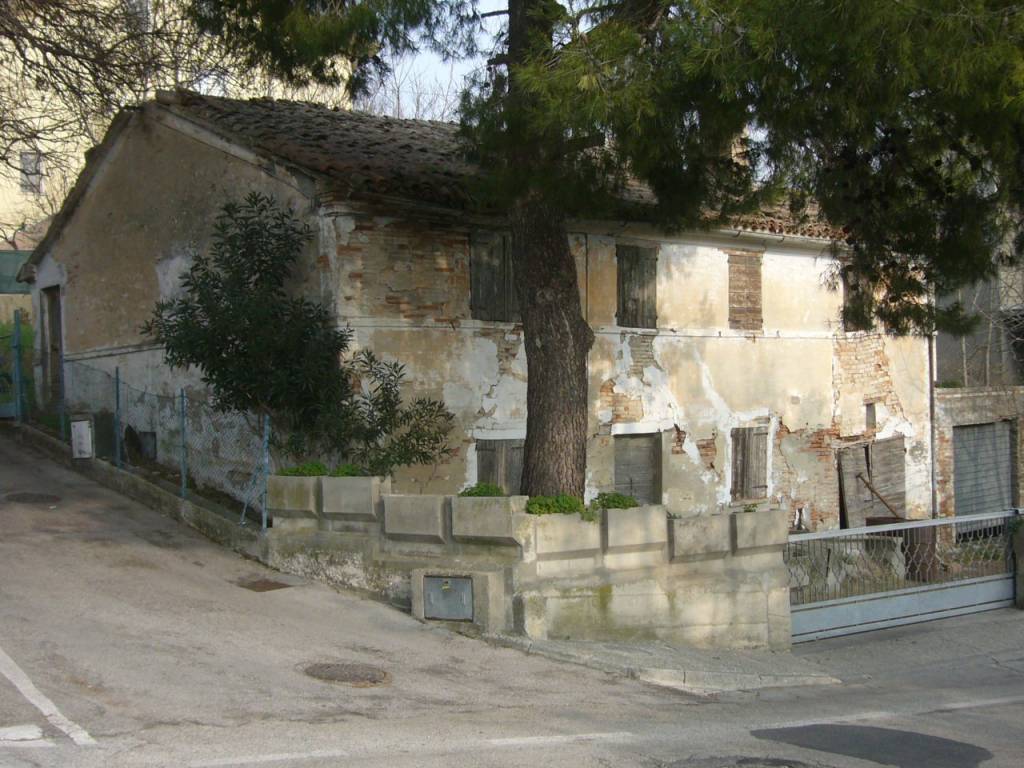 Casa indipendente a Pesaro in Strada Giovanni Maria Lancisi, 136 - Foto 4