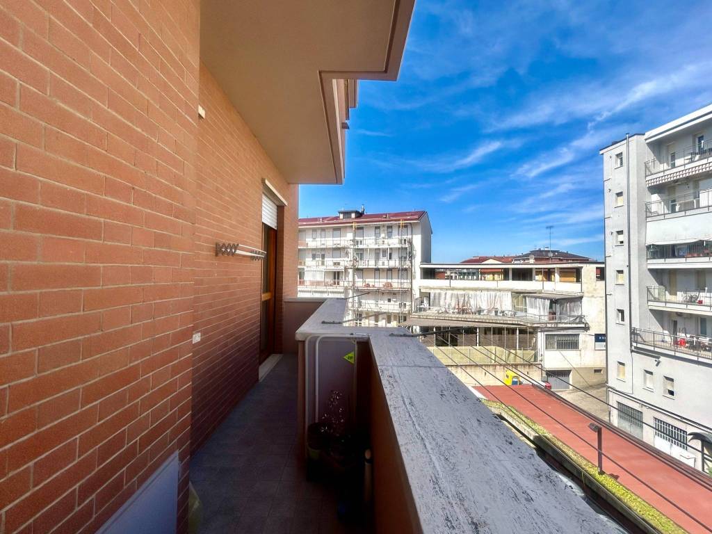 Appartamento a Alba in Via Teobaldo Calissano, 4 - Foto 5