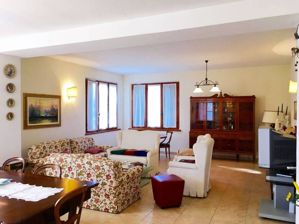 Casa indipendente a Ferrara in Via Della Ginestra - Foto 1
