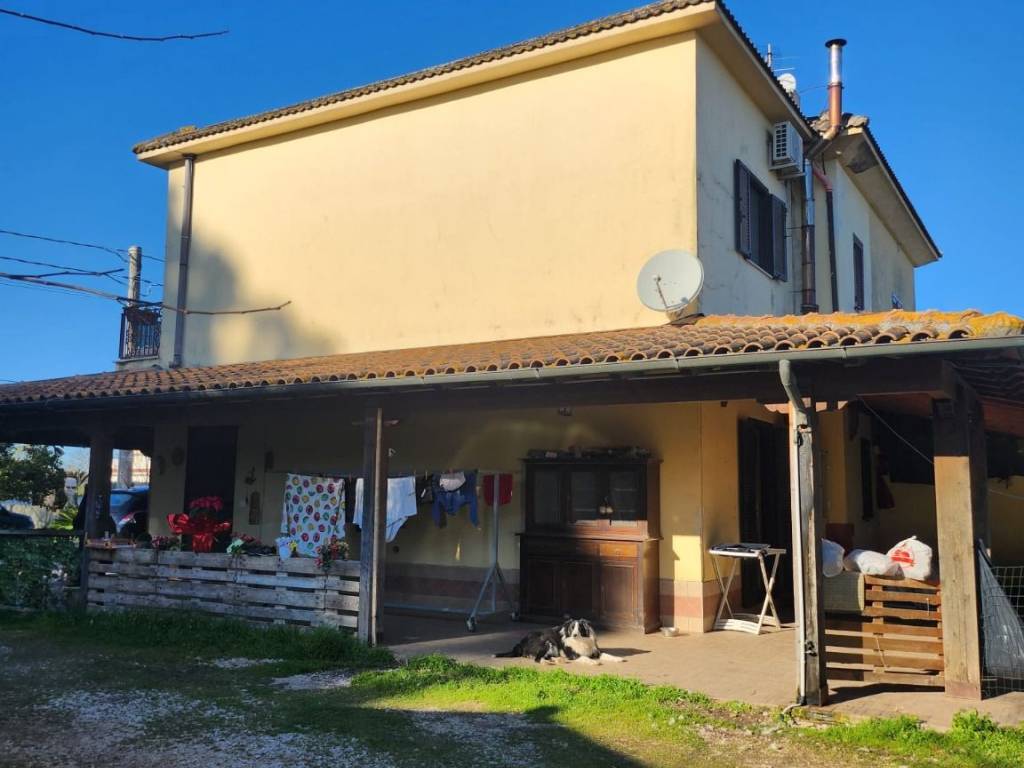 Villa a Terracina in Via Lungo Sisto, 73 - Foto 5