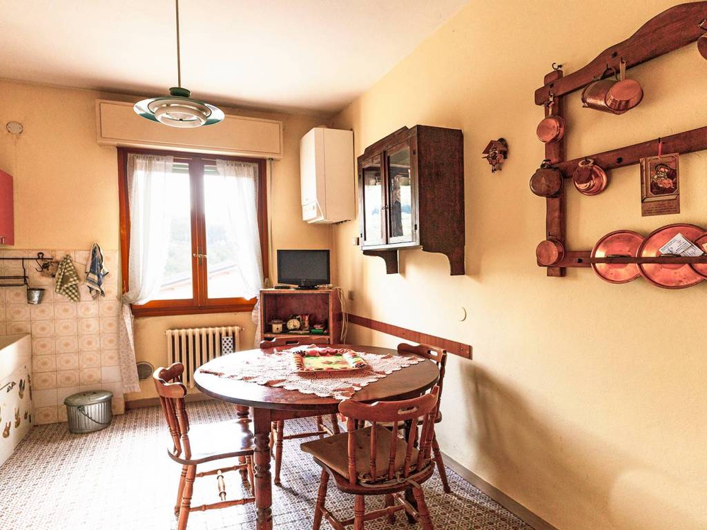 Appartamento a Pievepelago in piazza caduti - Foto 4