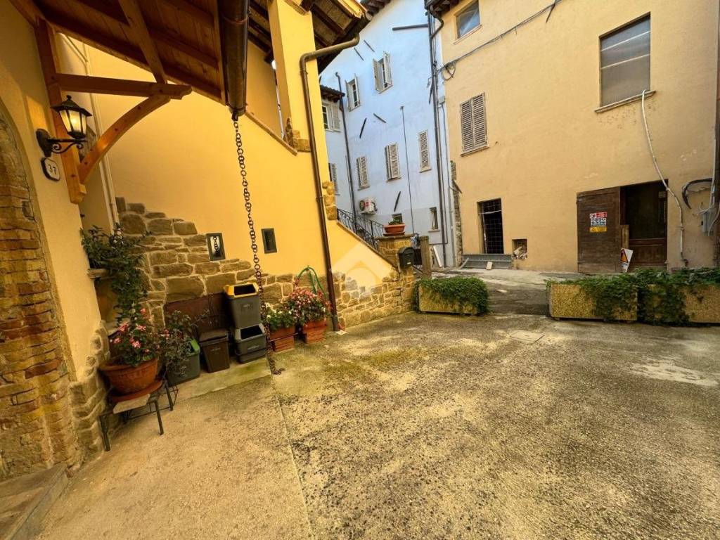 Casa indipendente a Cannara in Via Umberto I - Foto 2