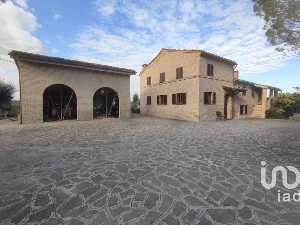 Villa a Macerata in LocalitÃ Strada provinciale 12 - Foto 2