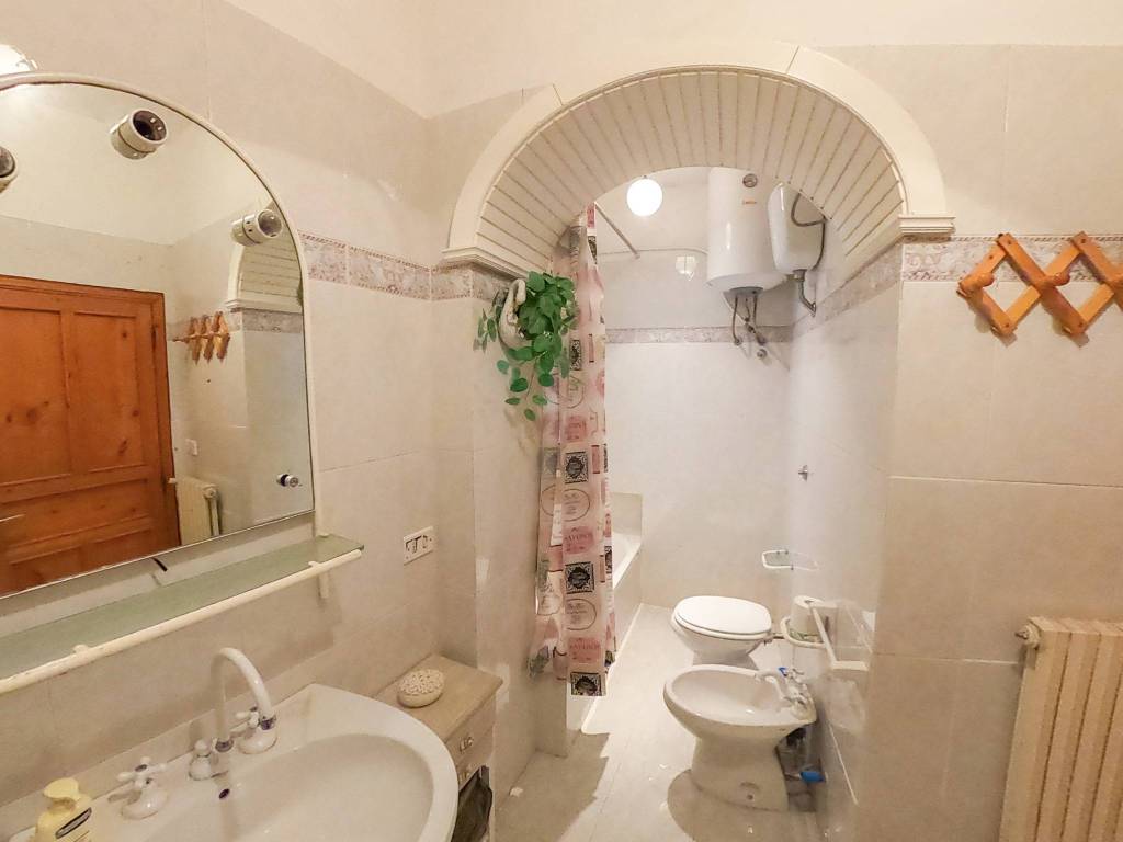 Appartamento a Castro in Via 4 Novembre - Foto 3
