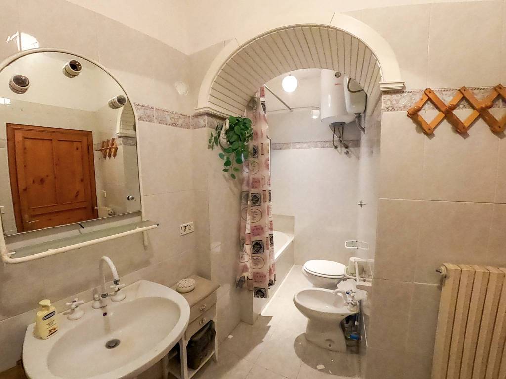Appartamento a Castro in Via 4 Novembre - Foto 4