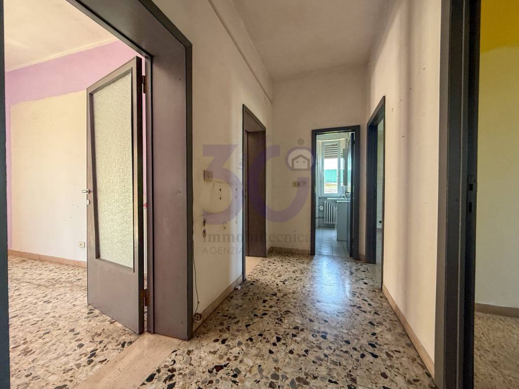 Appartamento a Arezzo in Via Savonarola - Foto 4