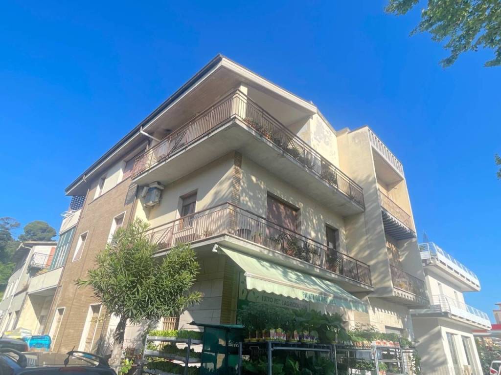 Appartamento a San benedetto del tronto in Via Nazario Sauro, 67 - Foto 2