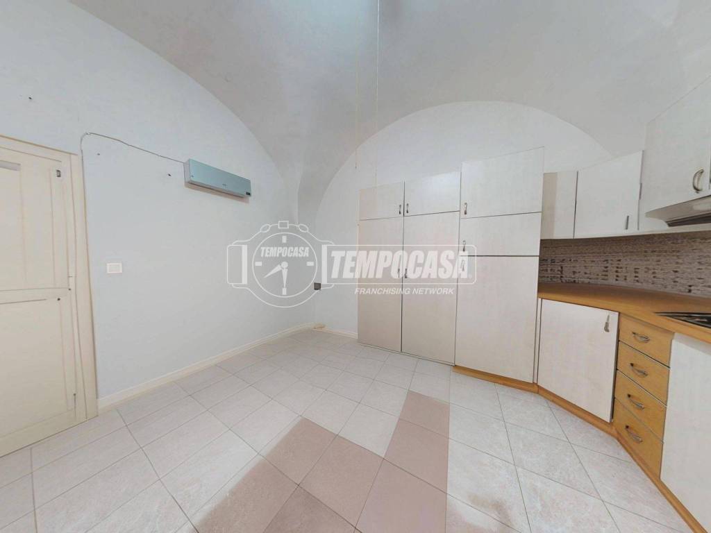 Casa indipendente a Turi in Via Martinelli - Foto 3