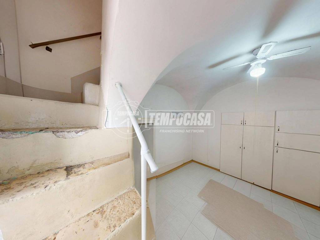 Casa indipendente a Turi in Via Martinelli - Foto 5