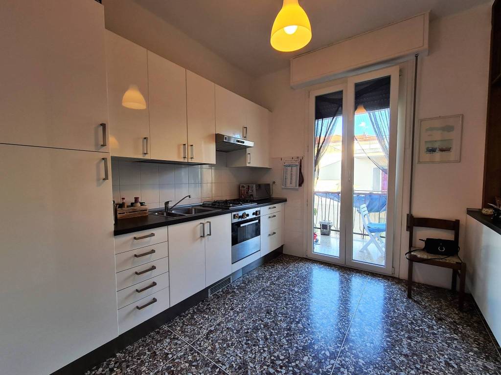 Appartamento a Albenga in Via Piave - Foto 3