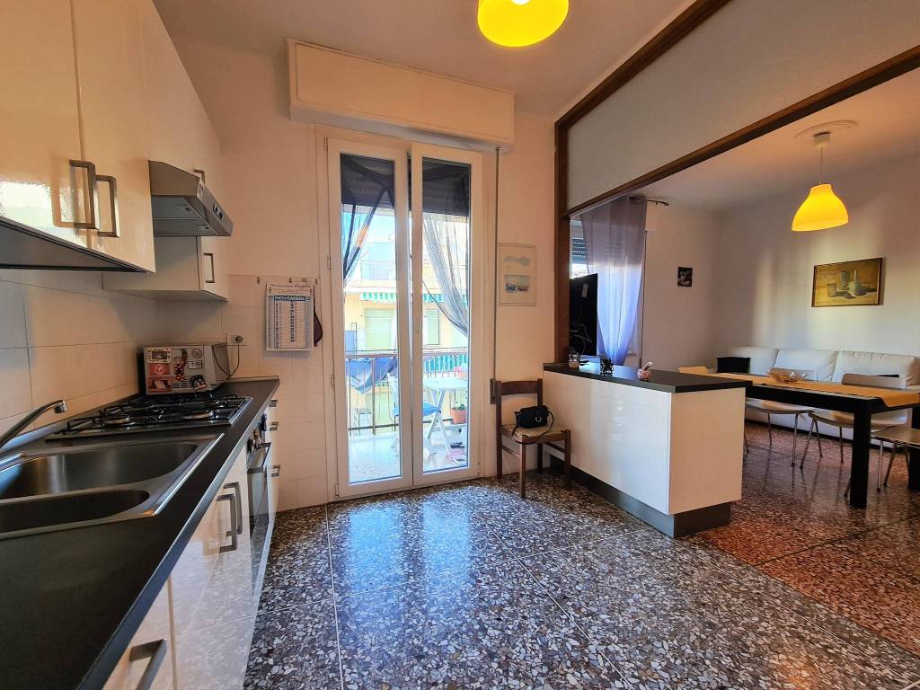 Appartamento a Albenga in Via Piave - Foto 4