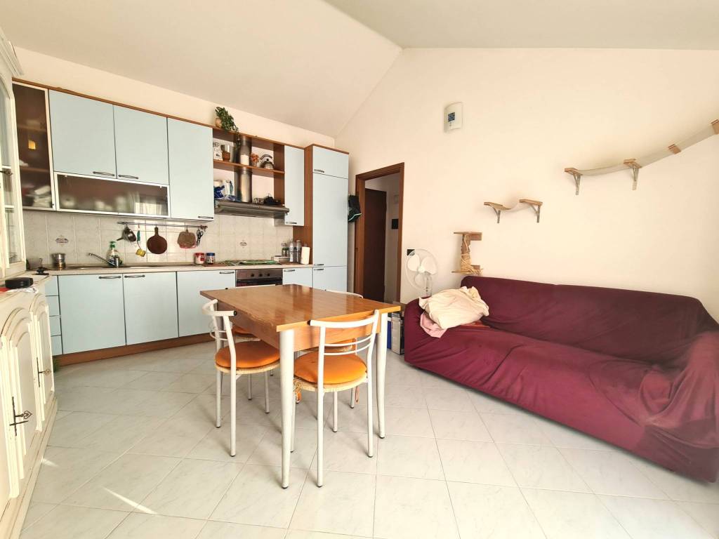 Appartamento a Albenga in Strada Rusineo - Foto 3